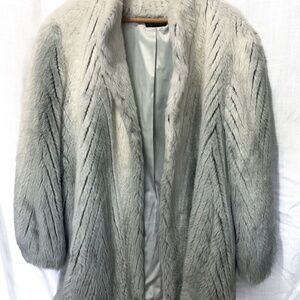 Vintage 80s Style VI Ltd. Womens Faux Fur Coat Grey And White 80s Glam Mob Wife
